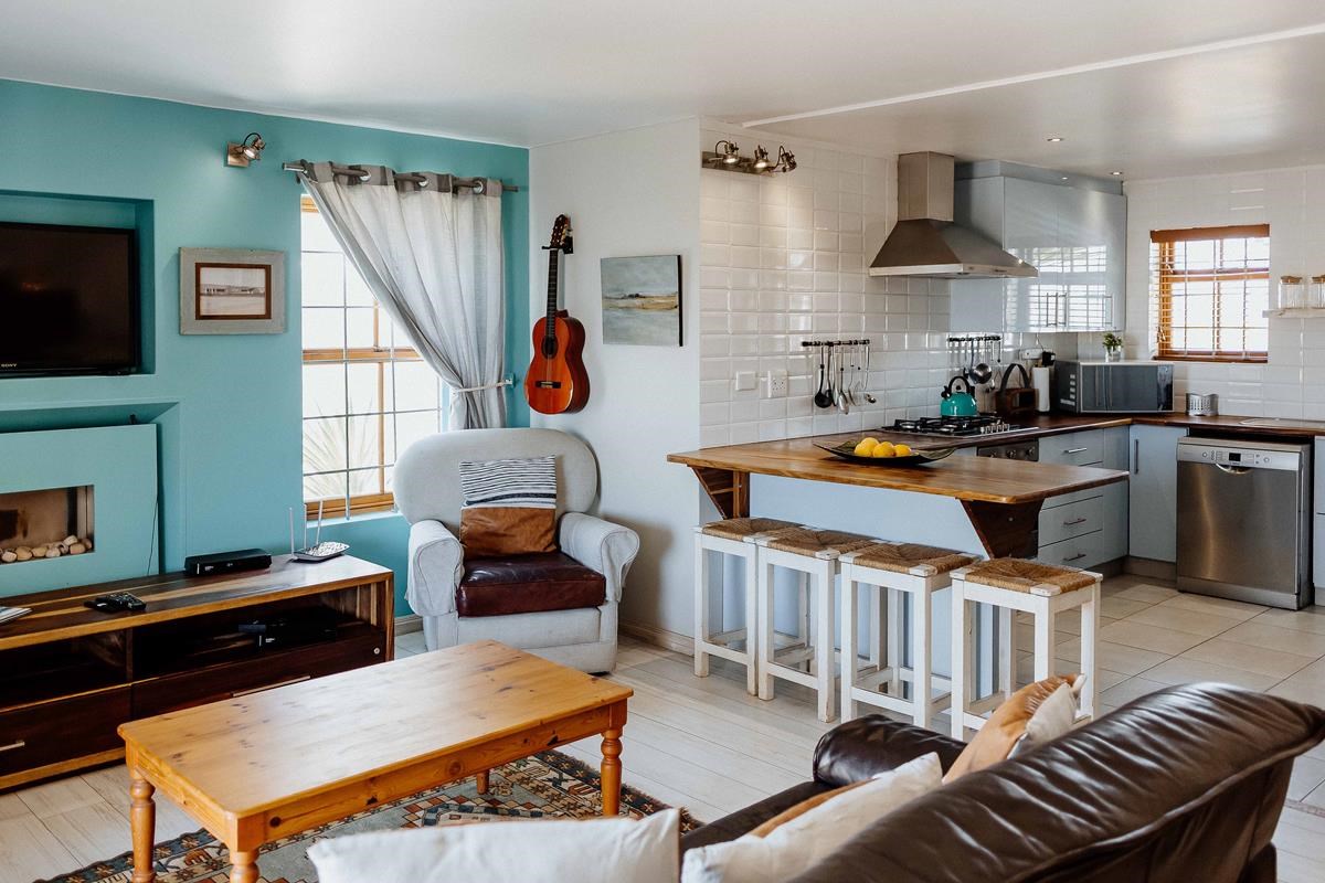 Family Tides - Paternoster Rentals