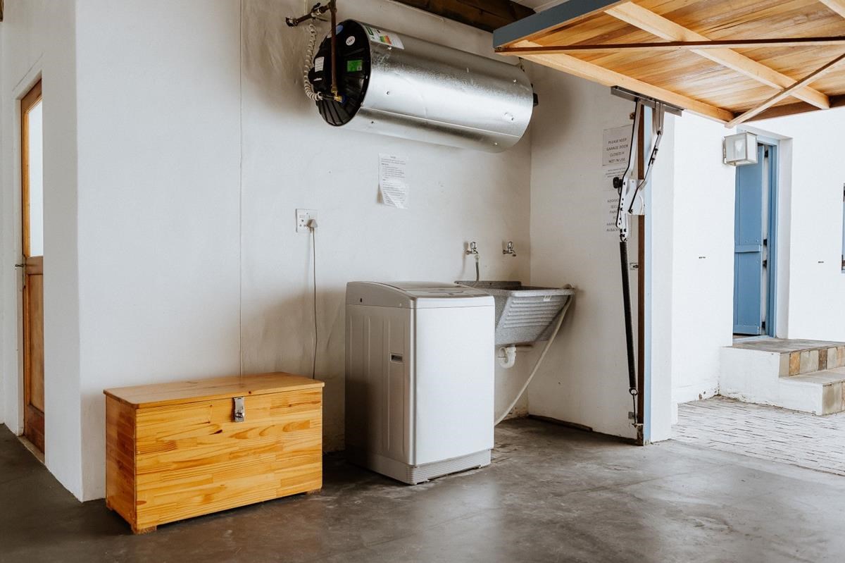 Harmonie Temp - Paternoster Rentals