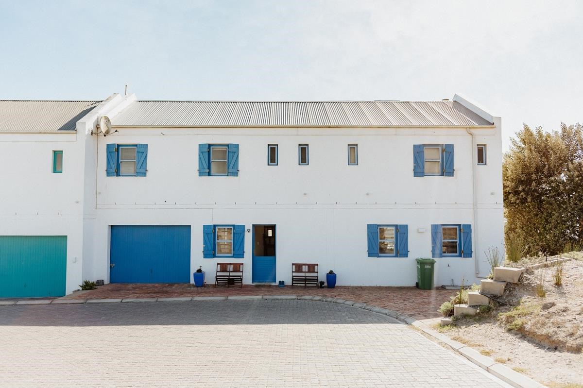 Mar Adrentro - Paternoster Rentals