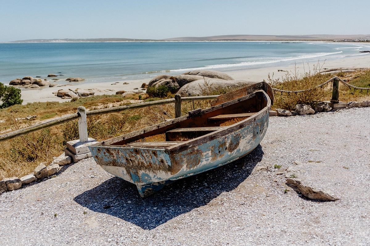 Bo Bakkies 2 - Paternoster Rentals