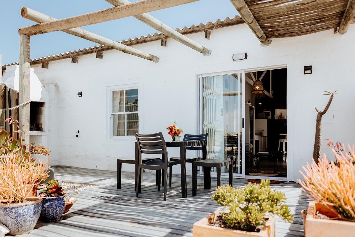 Blue Moon - Paternoster Rentals