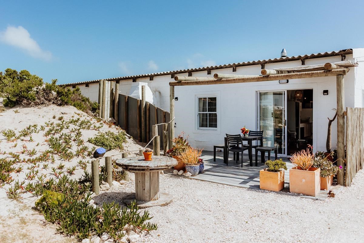 Blue Moon - Paternoster Rentals