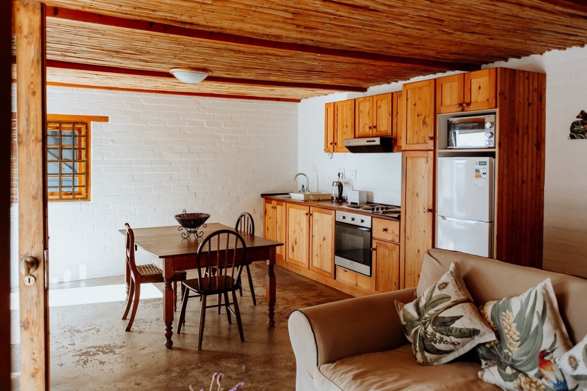 Komyntjie 2 - Paternoster Rentals self catering accommodation