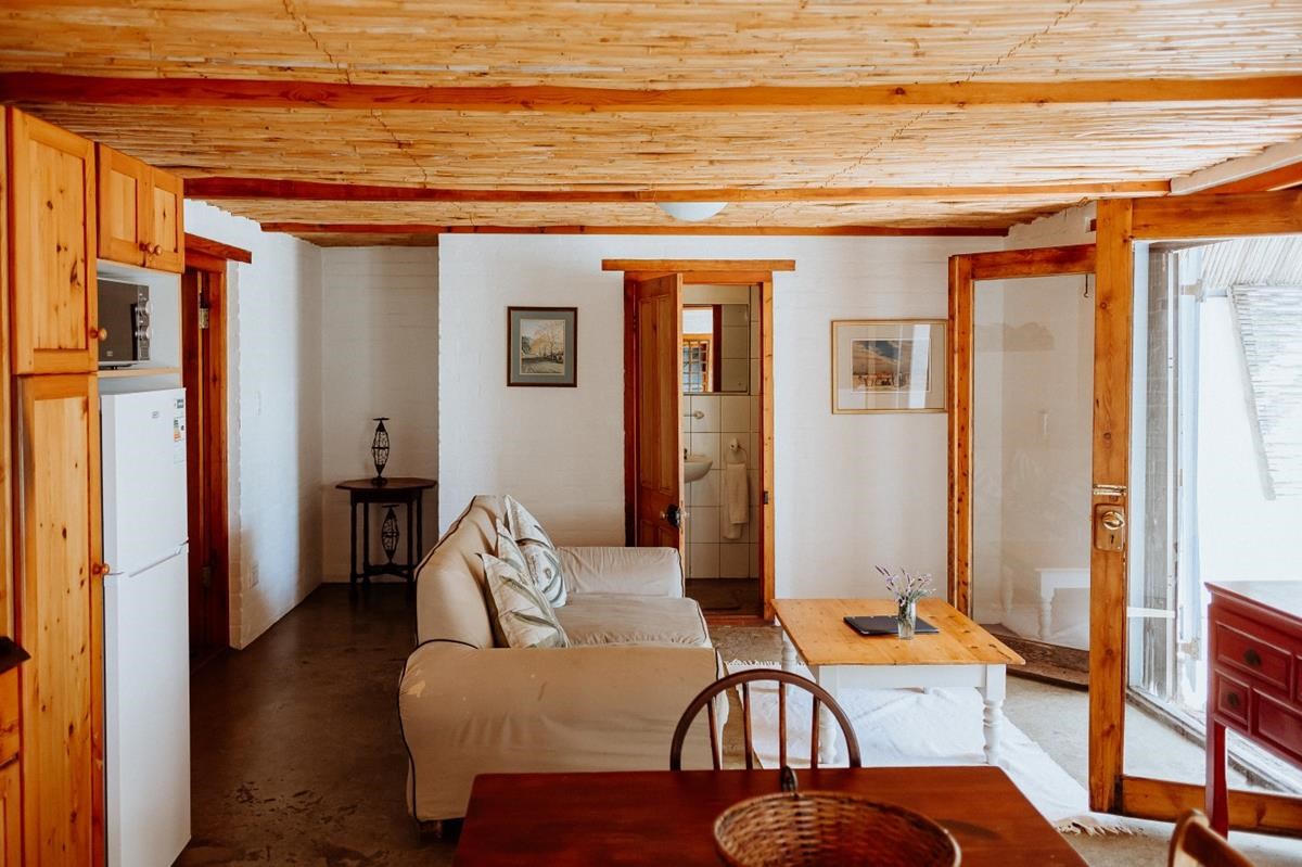 Komyntjie 2 - Paternoster Rentals self catering accommodation